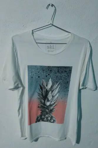 Camiseta Abacaxi Tamanho: M Cor: Branco - SKL