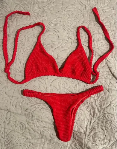 biquini vermelho texturizado