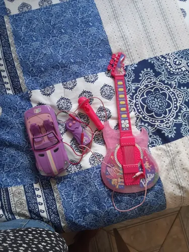 Carrinho de controle manual barbie e guitarra barbiw