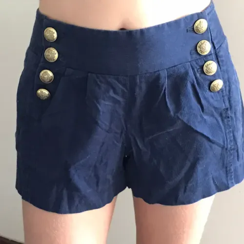Shorts diversos barato 25 cada