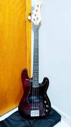Contra Baixo Strinberg Pbs40 Twr Bordô Precision + Bah + cabo P10