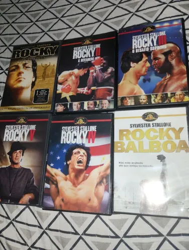Rock Balboa coleção em dvd original leia a descrição faço Olx pay 