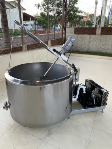 Tanque de Leite 300 Litros de Inox para Agua Sucos Açaí Sorvetes Revisado Pronto para Uso 