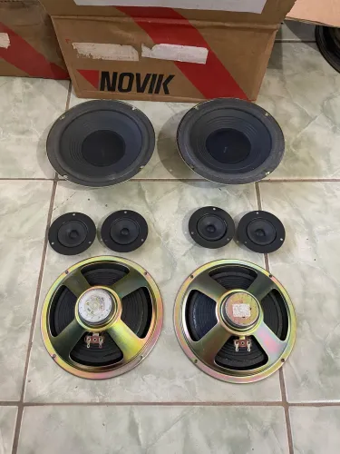 Kit 4 alto falantes de 8 novik e 4 tweets