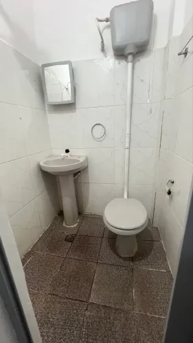 QUITINETE PIEDADE - EXCELENTE LOCALIZAÇÃO