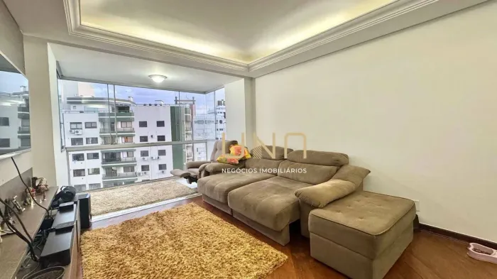 Duplex com piscina privativa, próximo a Beira Mar Norte/Florianópolis.