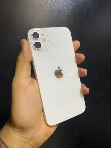 iPhone 11 branco!