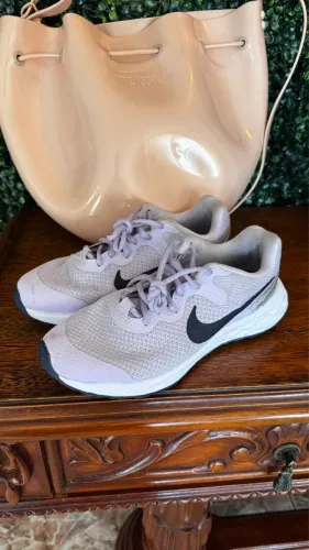 Tênis Nike feminino 