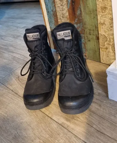 bota palladium feminina pampa 40