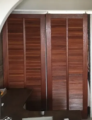 Folhas de Porta Veneziana Madeira Maciça 210x80cm