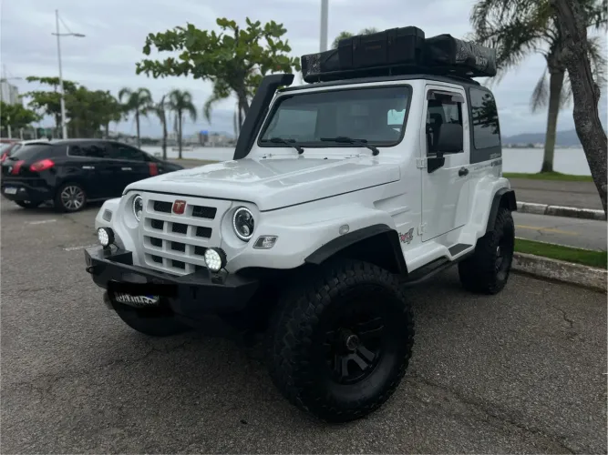 Troller T-4 4X4 3.0 TB Int. Cap. Rígida Diesel 2011