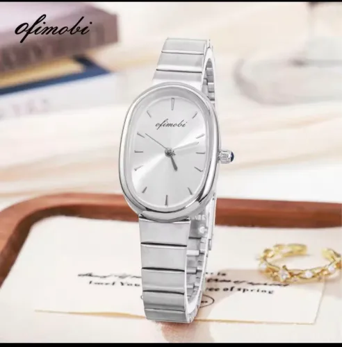 Lindo relógio feminino em aço inoxidável 