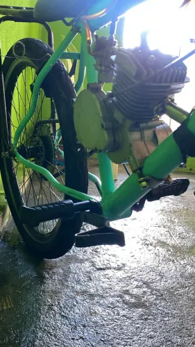 Vendo ou troco motorizada aro 26 estilo BH completa