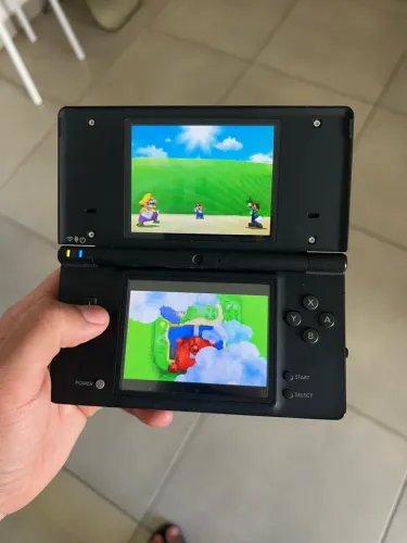 Nintendo DSI - Perfeito estado
