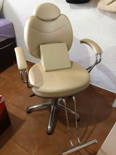 Cadeira para estética e maquiagem 