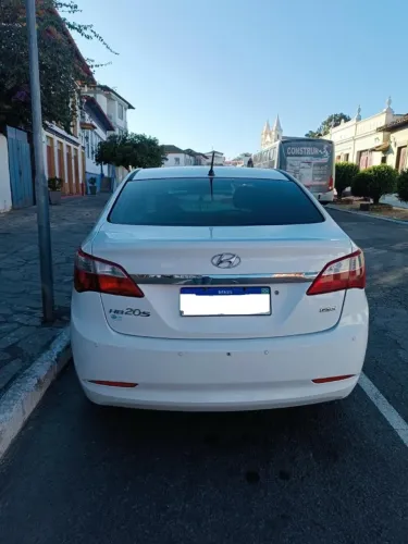 Hyundai HB20S C.plus/c.style1.0 Flex 12V Mec. 4P 2015