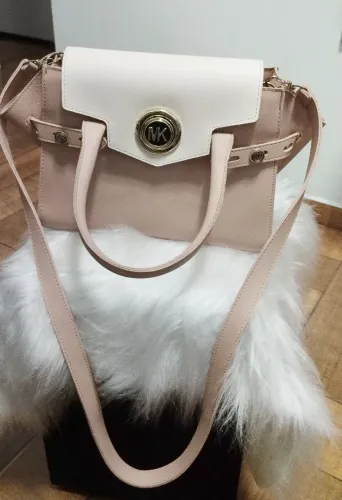 Bolsa mão e ombro Michael kours