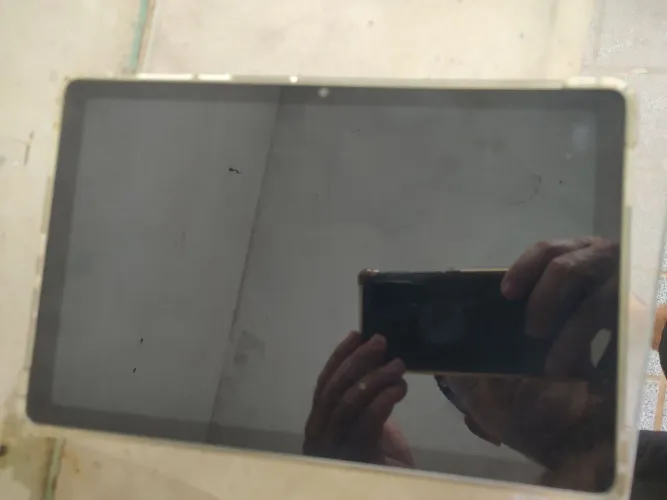 Tablet TCL modelo 8492A