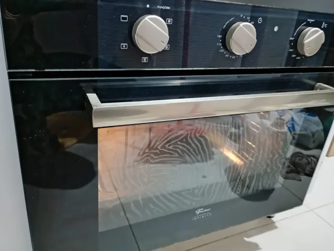Forno de embutir 50L