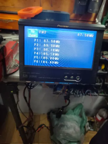 Pioneer AVH-P5750DVD.<br>Era um multimídia automotivo