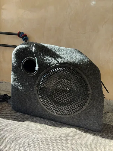 Caixa Subwoofer Bomber Mitsubishi Lancer
