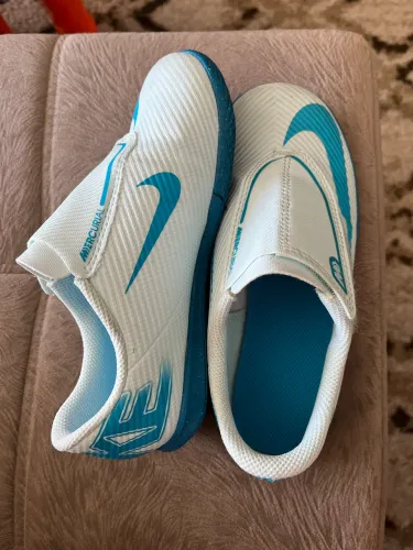 Chuteira Nike infantil