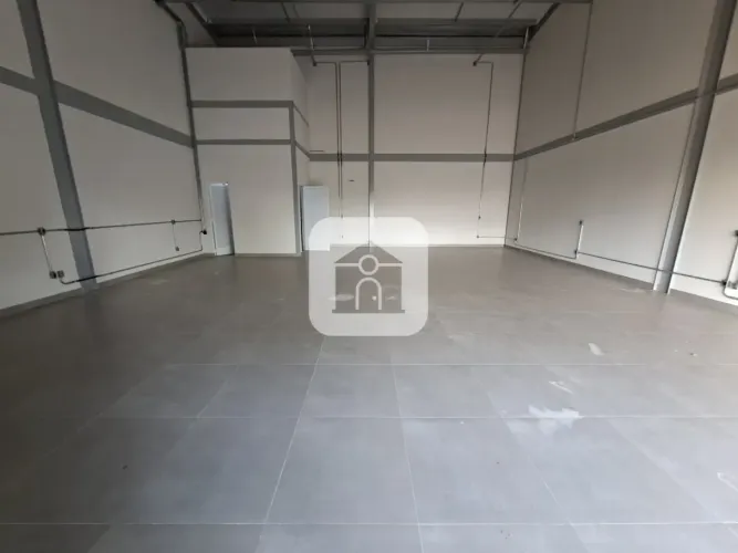 Loja comercial para locação no bairro Laranjeiras