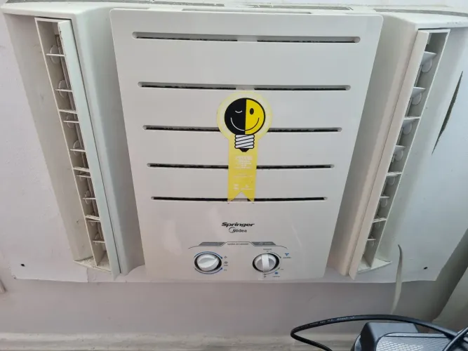 Ar Condicionado Midea de Janela