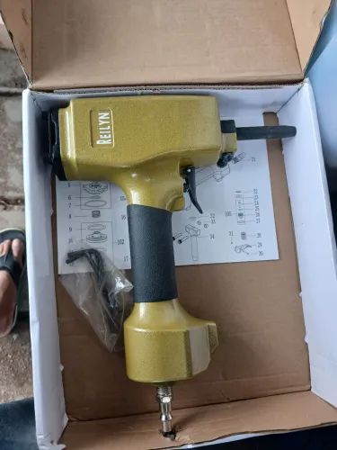 Extrator de Prego Pneumático Reilyn T50SC