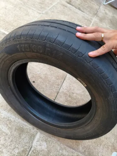 Pneu 175/65 R14