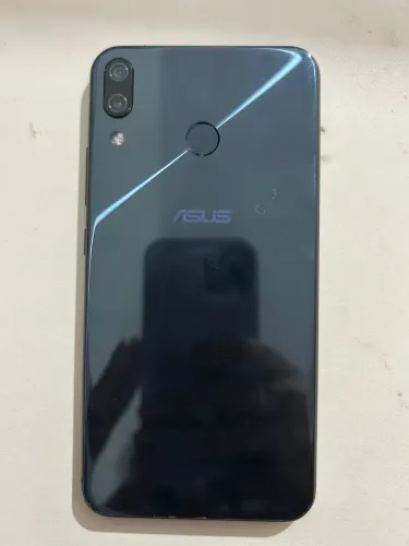Celular azus 