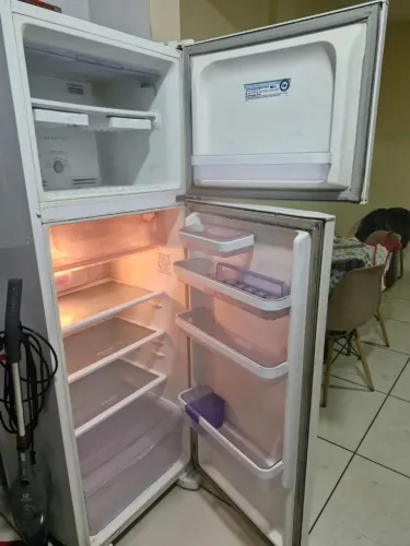 Geladeira Eletrolux