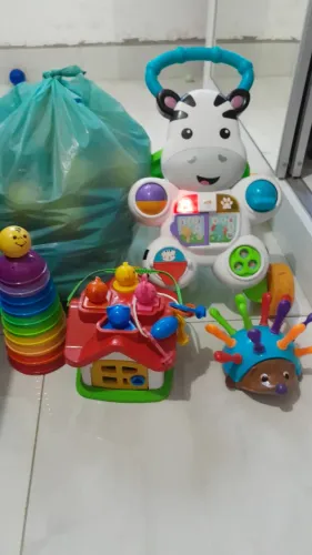 Andador + brinquedos
