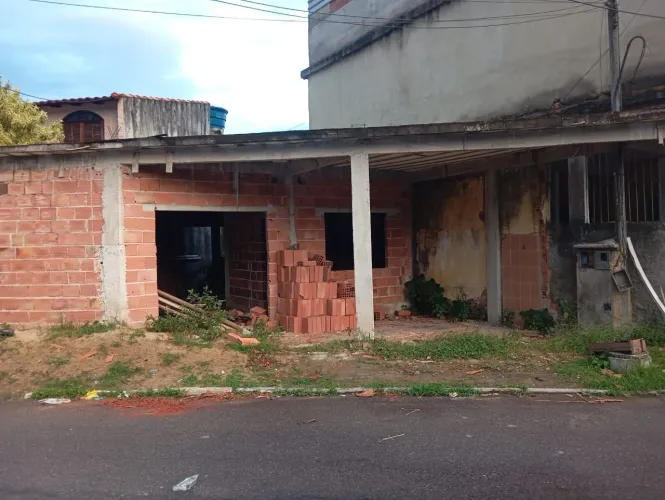 Vendo casa em contrução $95 mil no final da rua Magé em Piabetá