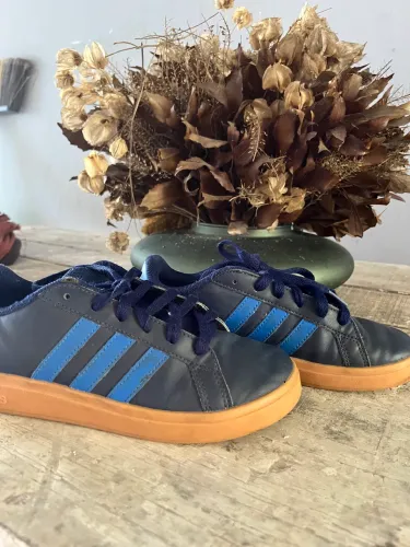 Tênis infantil Adidas