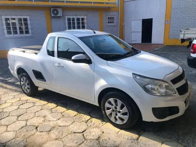Chevrolet Montana LS 1.4 Econoflex 8V 2P 2015