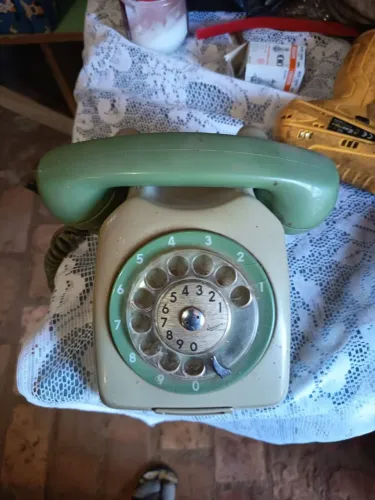 Telefone