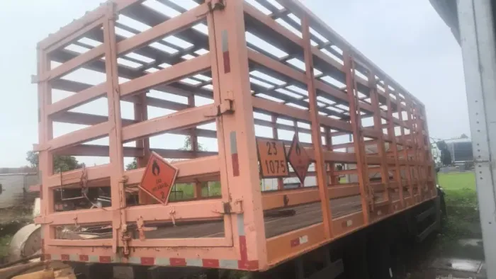 GAIOLA PARA CAMINHÃO