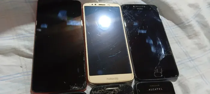VENDO LOTE DE CELULARES 