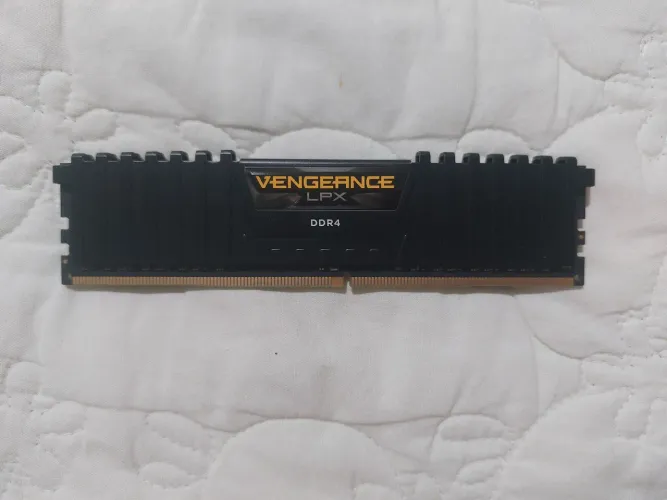 Memória Ram Corsair Vengeance LPX, 8GB, 3000MHz, DDR4 <br>