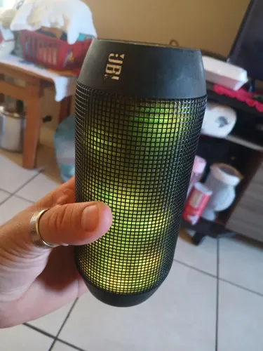 Caixinha jbl pulse