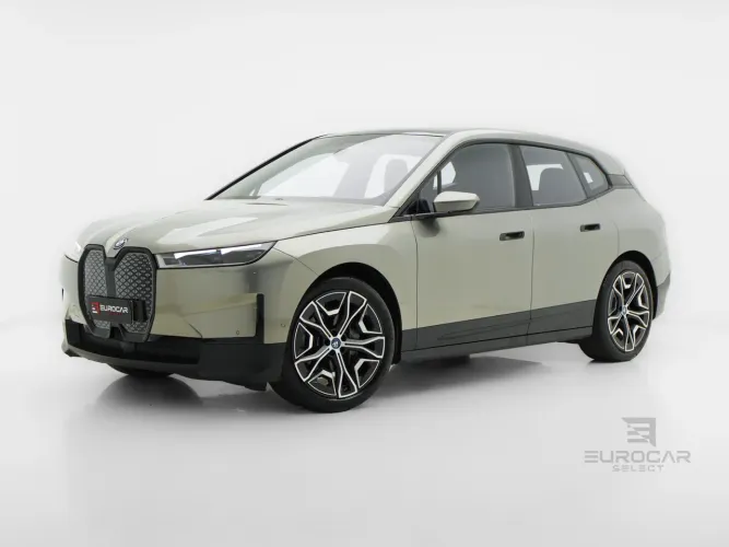 BMW IX XDrive 40 Aut. (elétrico) 2024