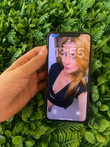 iPhone 11 Pro Max dourado