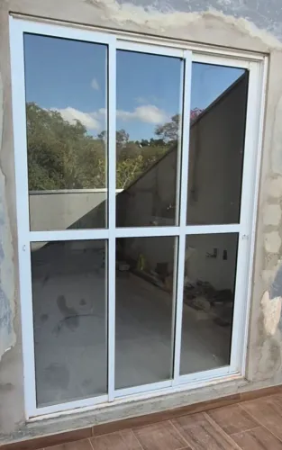 Porta de vidro NOVA SEM USO !!!
