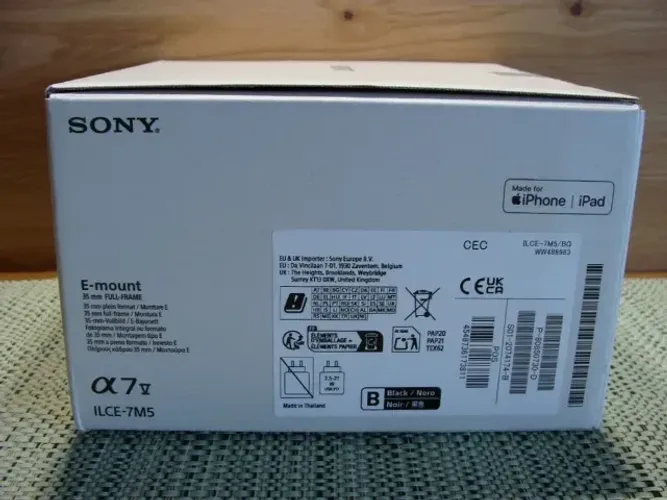 Vendo Sony A7 V Lacrada Nova 6x sem juros