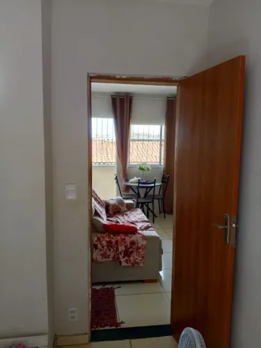 Vende-se apartamento na avenida Aliomar Baleeiro 