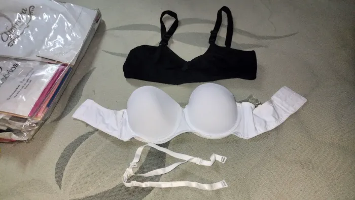 Sutiãns preto e branco veste M