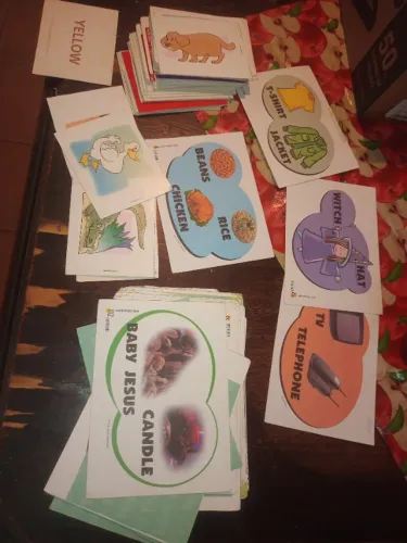 Cartões educativo Ingles elementary one com varios temas  