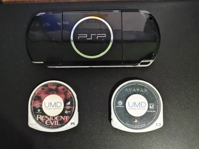 PSP 3000 DESBL0QUEAD0 FAÇO ENTREGA