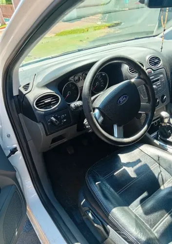 Ford Focus 2.0 16v/ 2.0 16V Flex 5P 2013